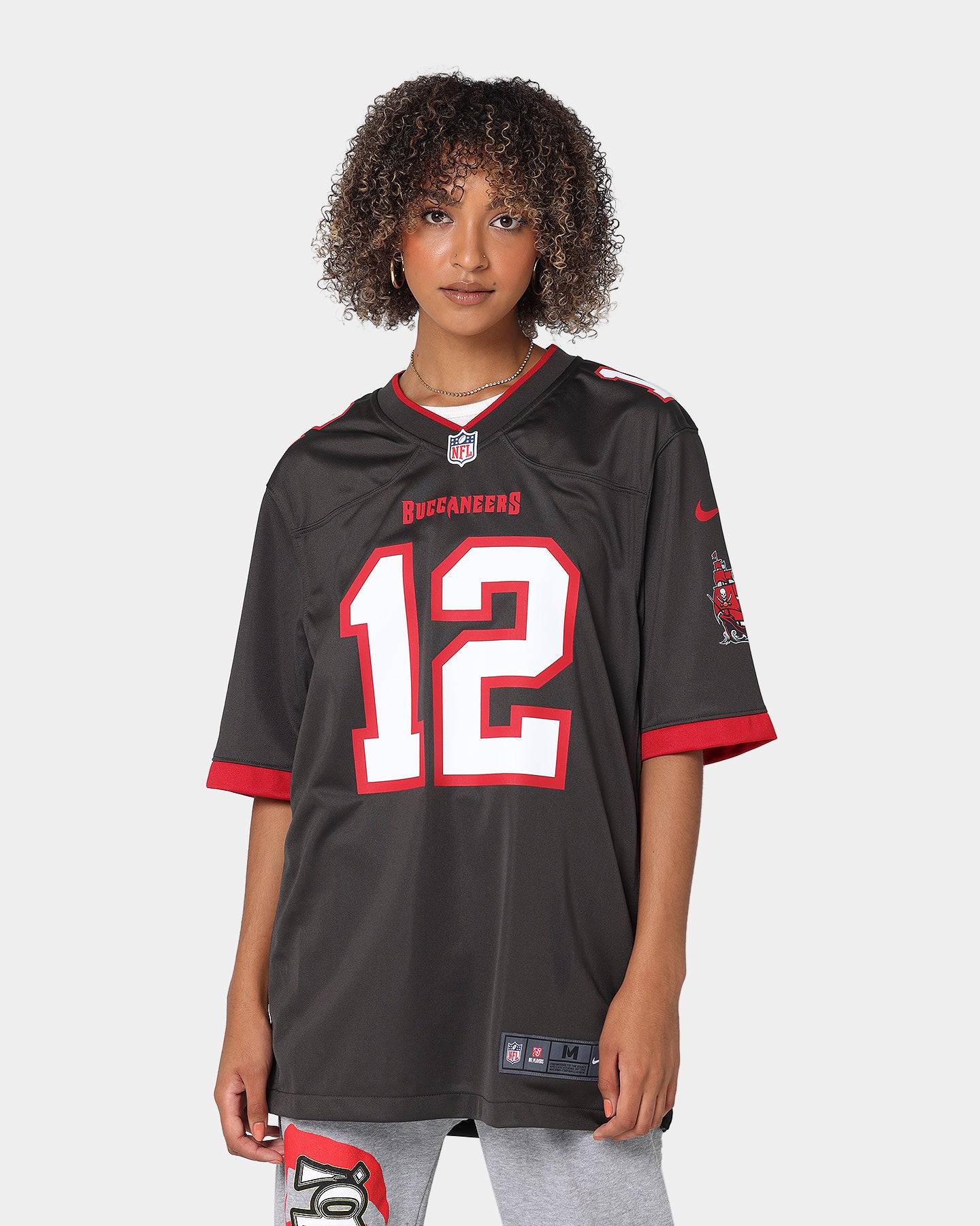 Nike Men's Tom Brady # 12 Tampa Bay Buccaneers NFL Game Jersey Deep Pewter