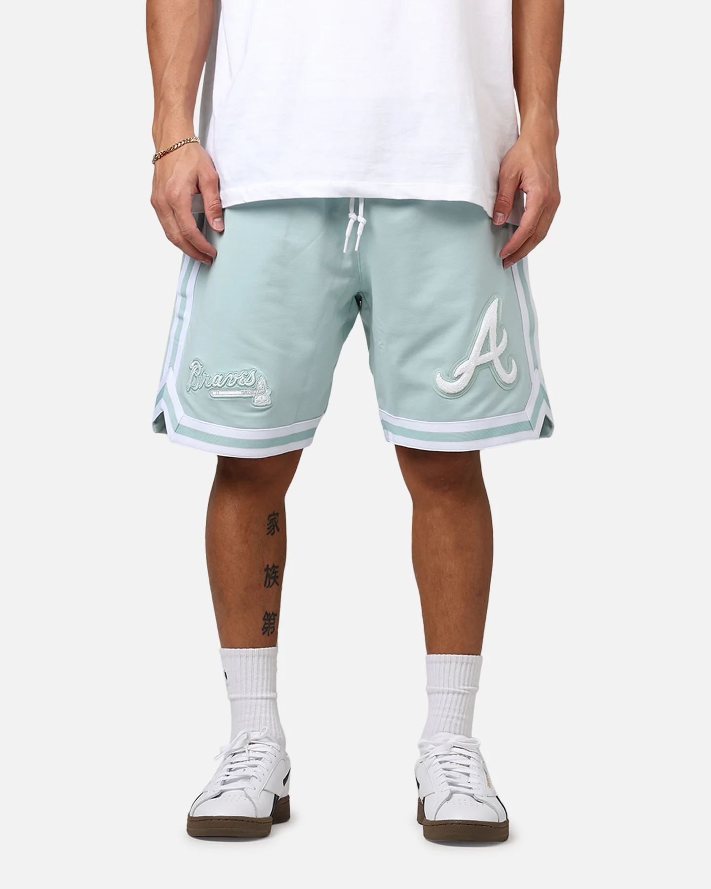 New Era Atlanta Braves 'Logo Select Mint' Shorts Mint/White